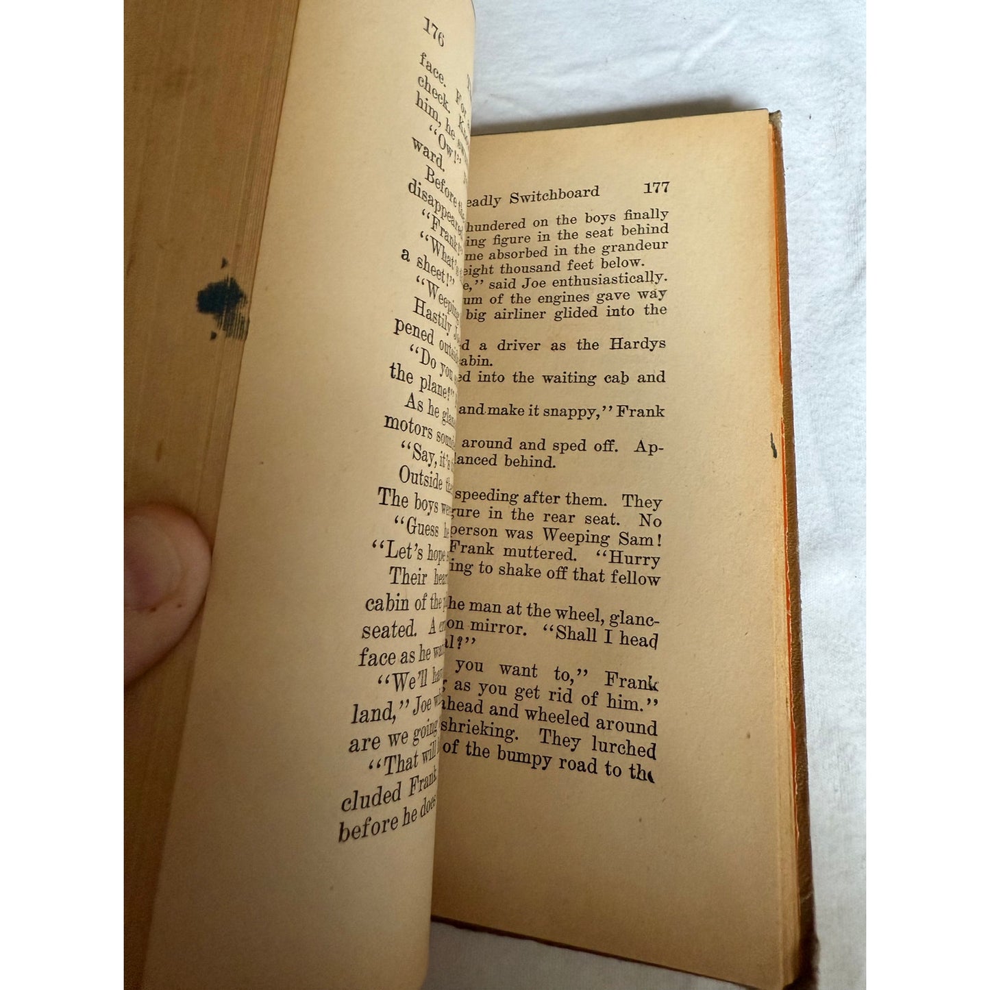 The Hardy Boys - The Disappearing Floor - Franklin W. Dixon - 1940 - Hardcover