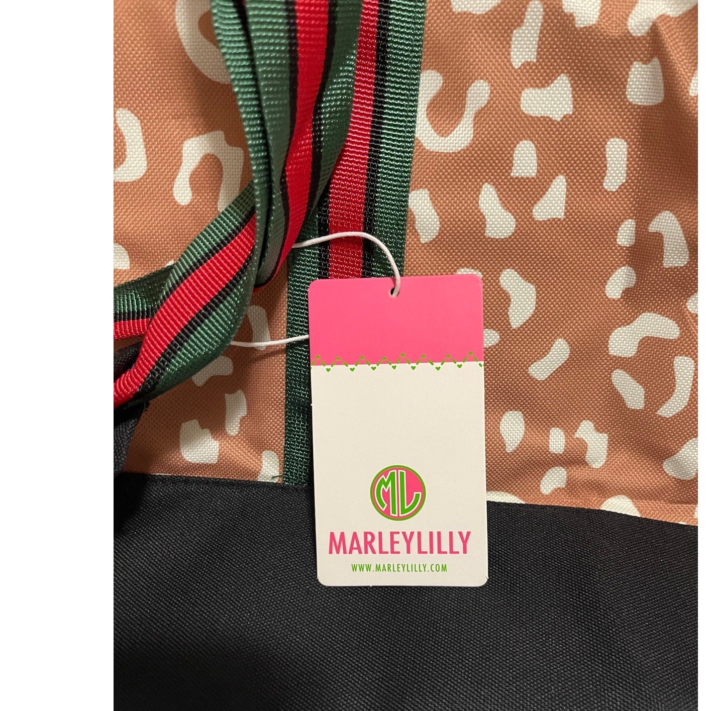 MarleyLilly Zipper Top Beach Tote / Bag - Animal Print