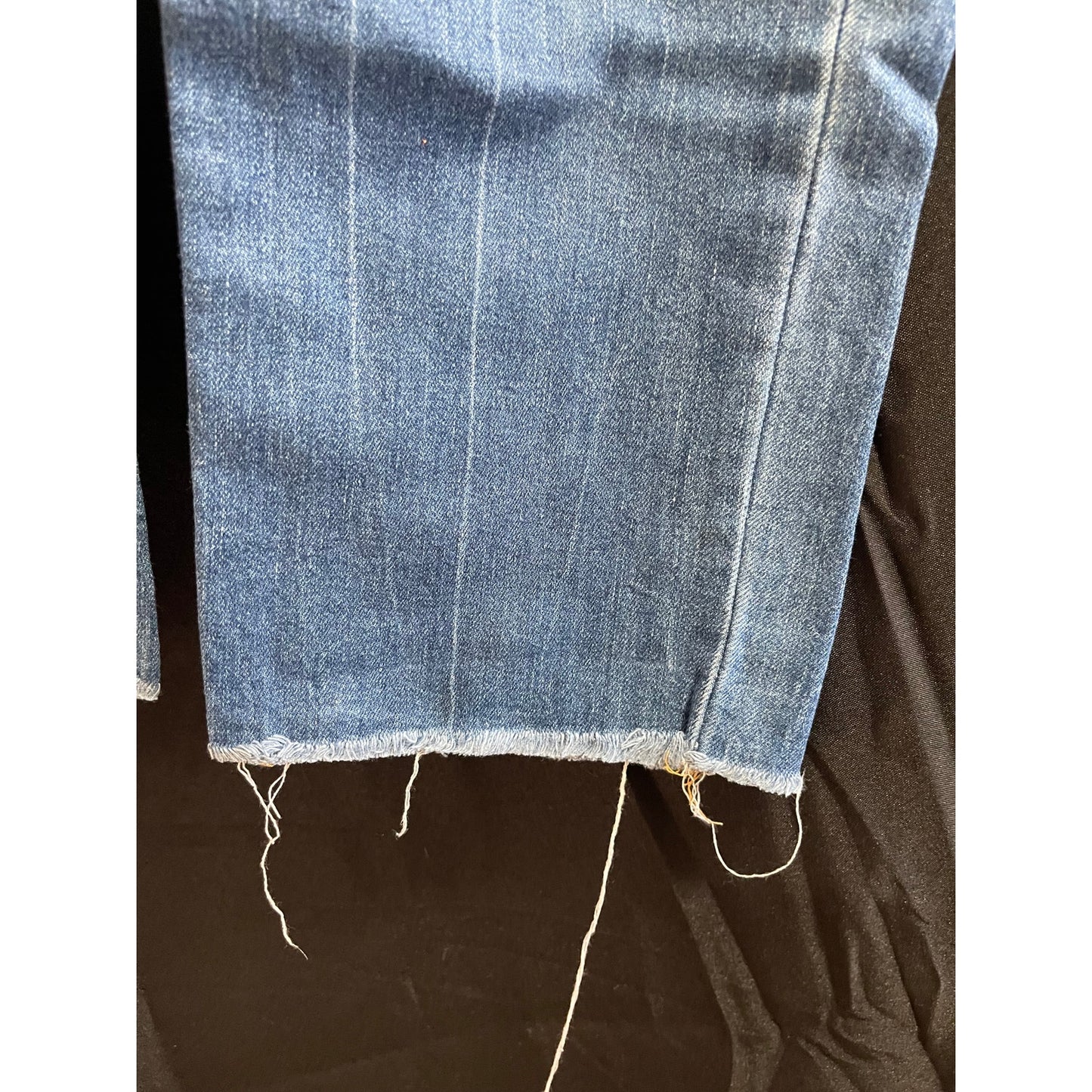 Old Navy The Power Jean The Perfect Straight Size 16 Ankle Fray Denim Jeans