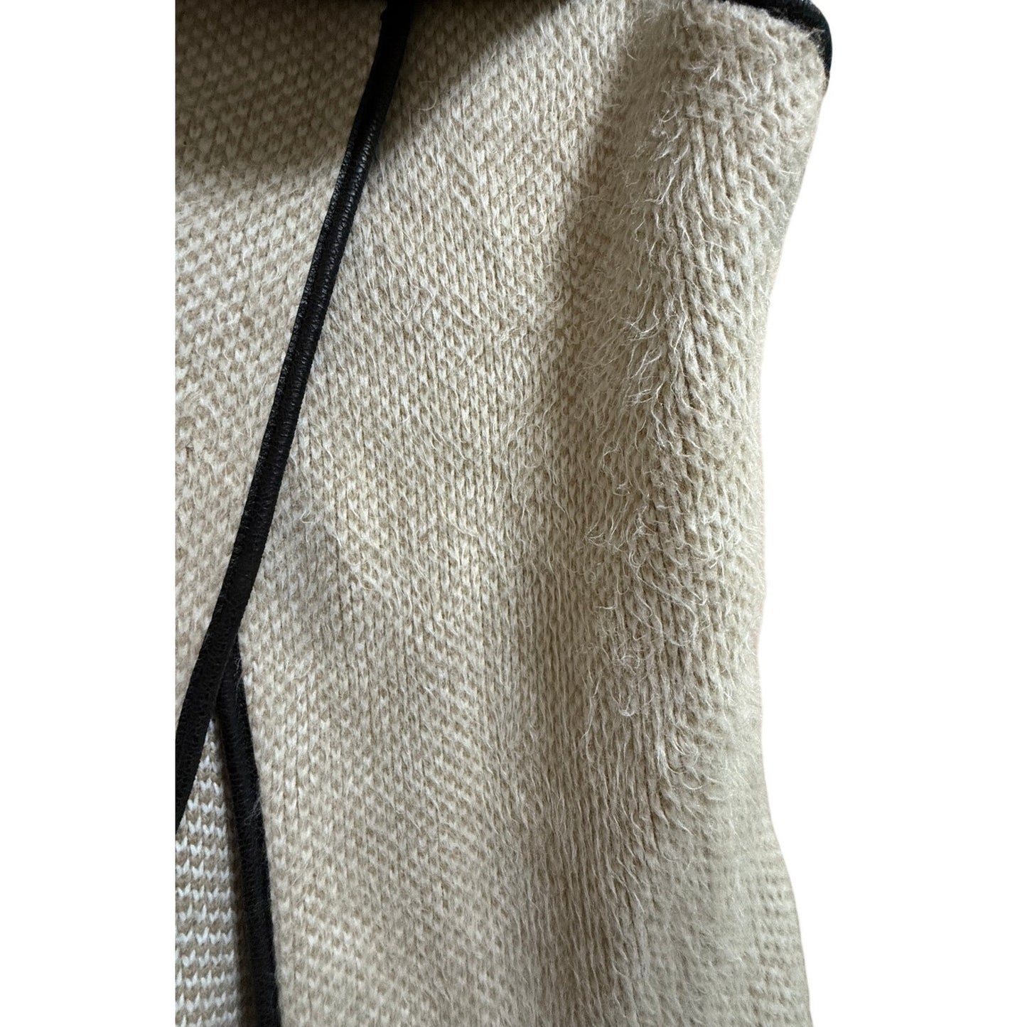 Waverly Grey Tan and White Sleeveless Knit Sweater - Size Small