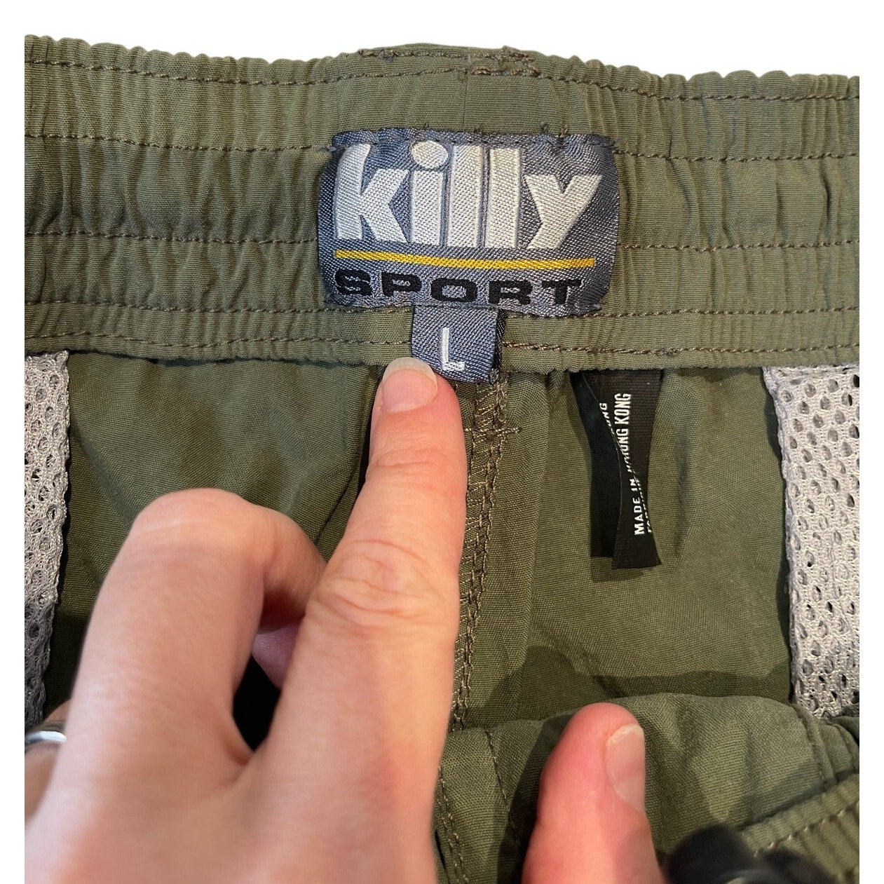 Killy Sport - Size Large - Green Shorts w/Belt - Zipper Pockets