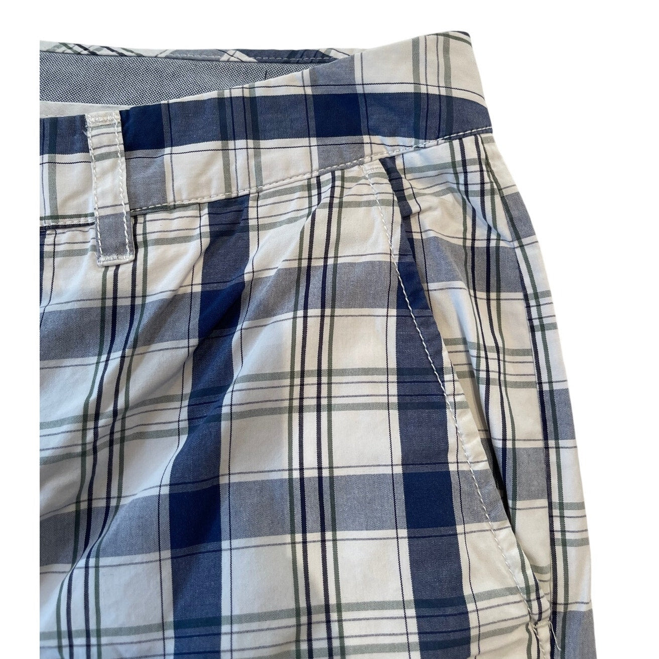 Croft & Barrow White Blue Plaid Shorts - Size 32 - 100% Cotton - Men's
