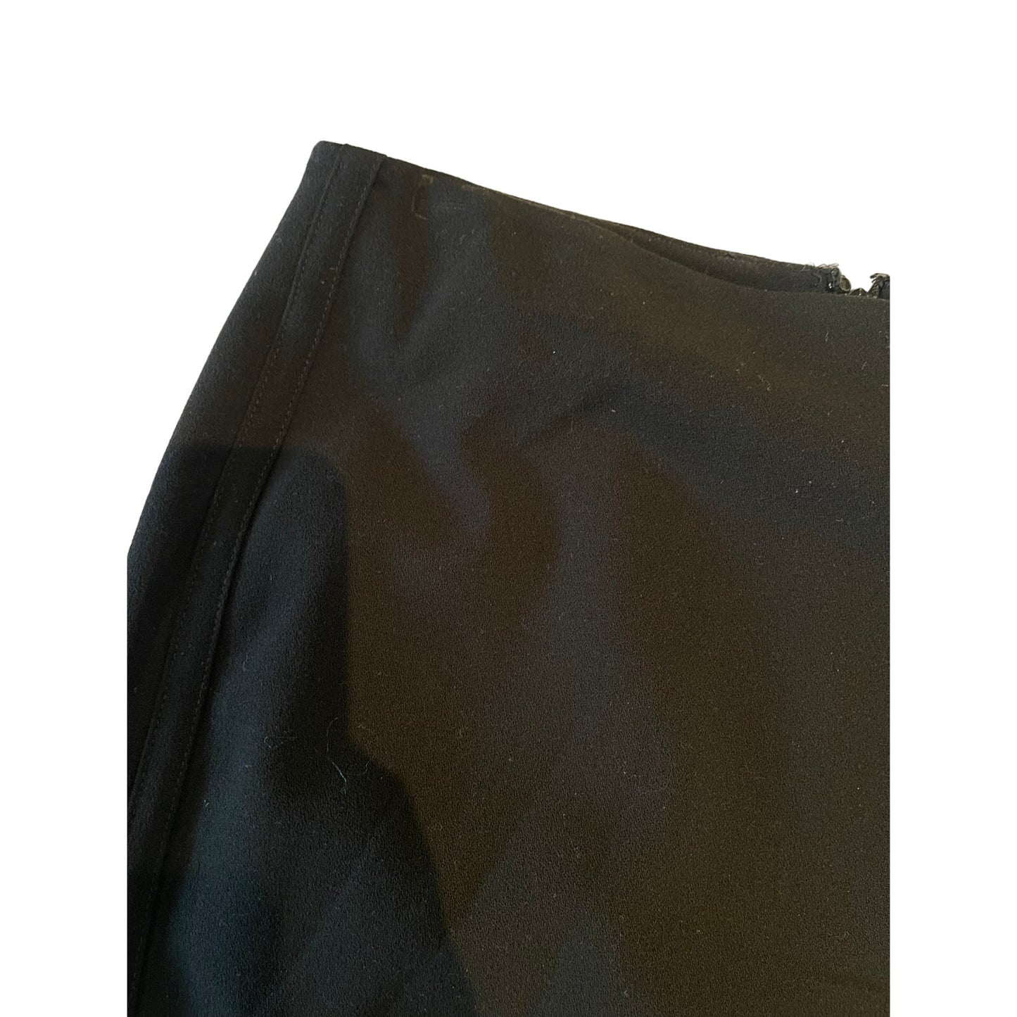 White House Black Market Size 6 Pencil Skirt - Black w/ Silver Studs