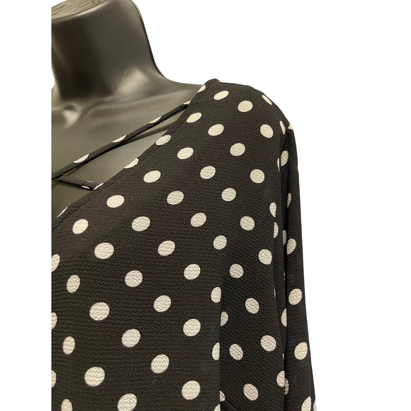 Roz & Ali 1XL Black and White Polka Dot Blouse