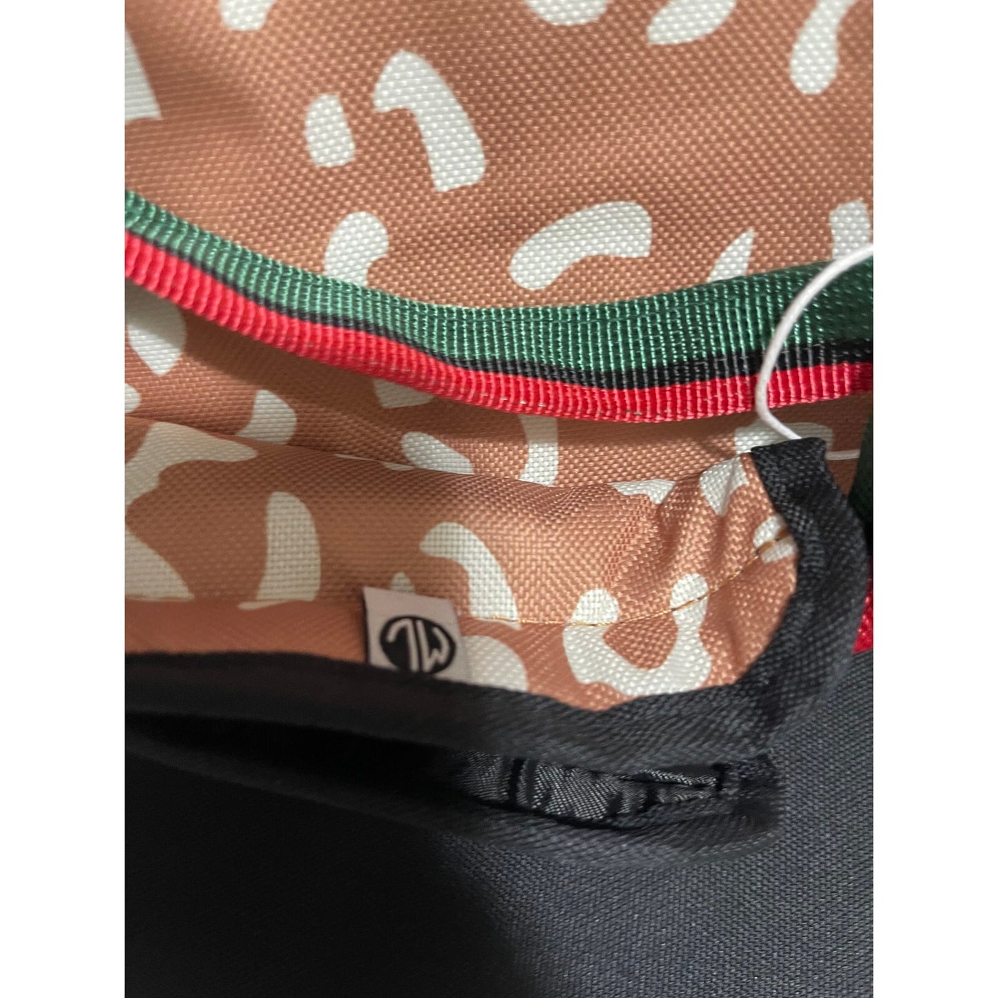 MarleyLilly Zipper Top Beach Tote / Bag - Animal Print