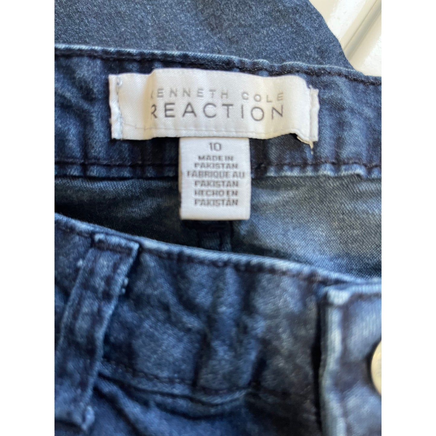 Kenneth Cole Reaction Straight Leg Size 10 Dark Wash Blue Jeans