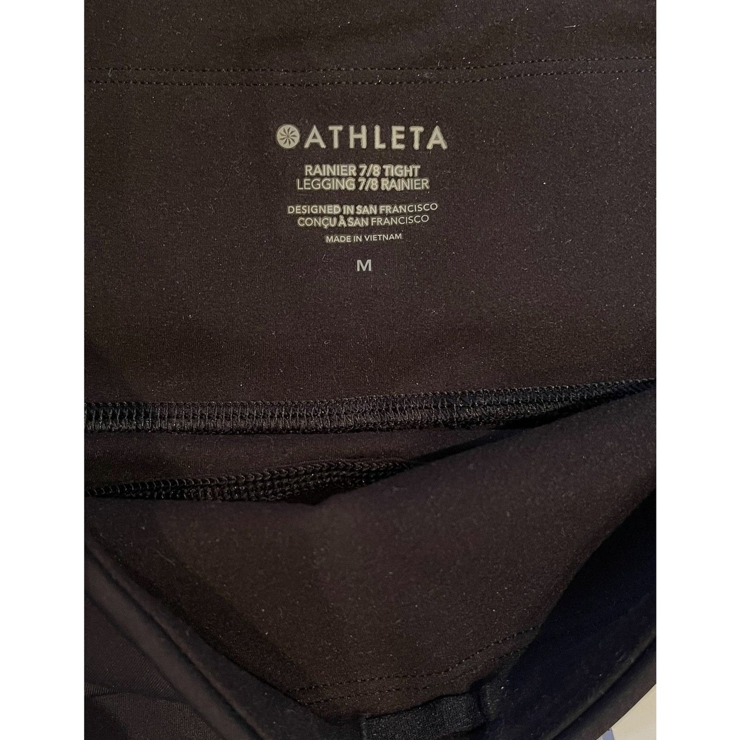 NWT Athleta Rainier Tight Black Leggings w/Pockets - Size Medium