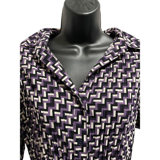Apt 9. Stretch Purple White Black Geometric Runched Button Up - Large