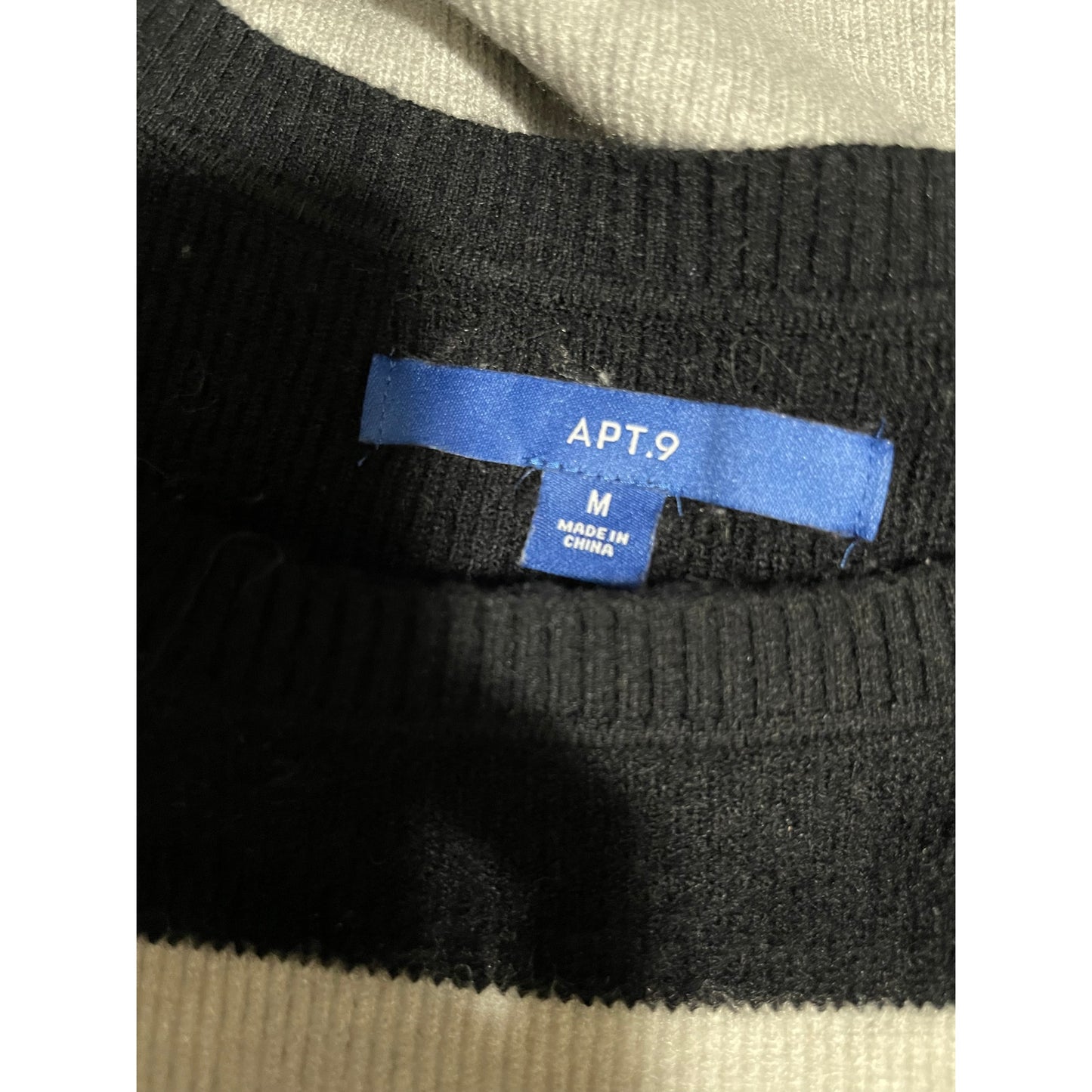 Apt 9 Men's Size Medium Striped Color Block Long Sleeve Sweater