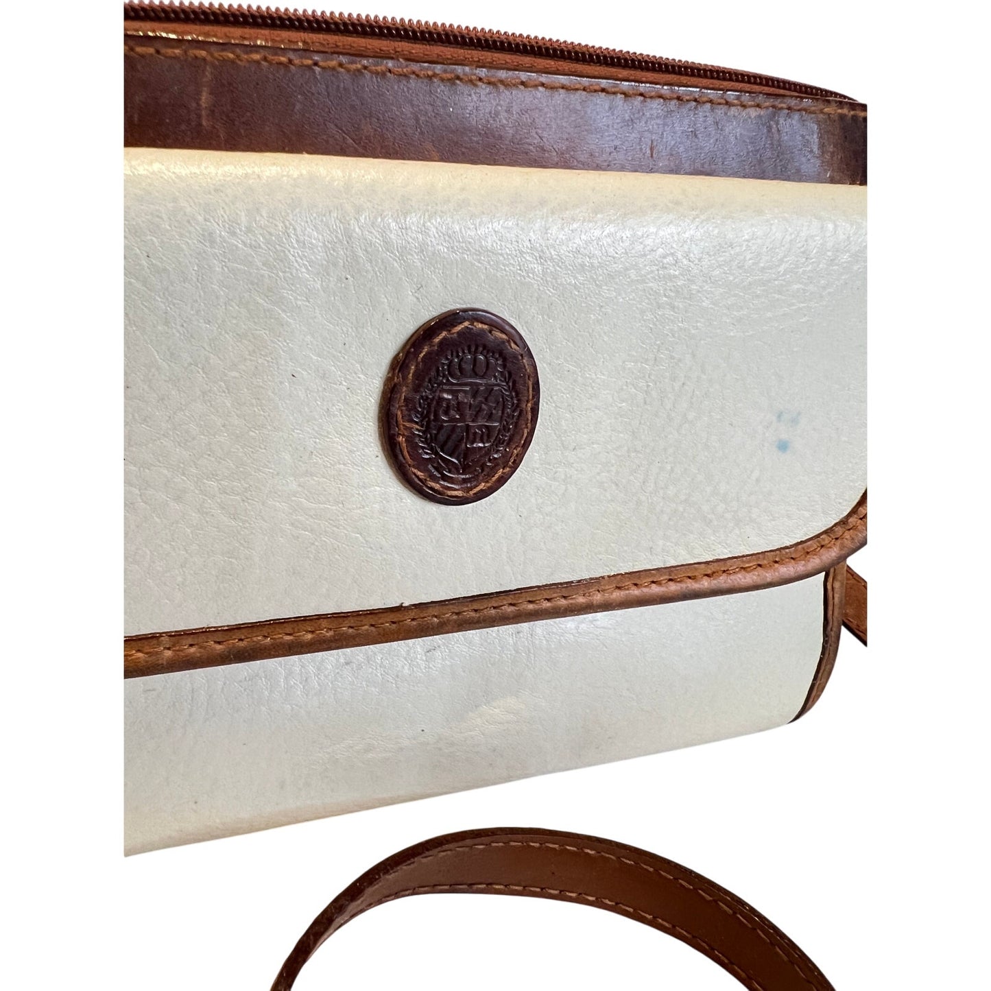 Jennifer Moore White Handbag - Crossbody - Snap Closure